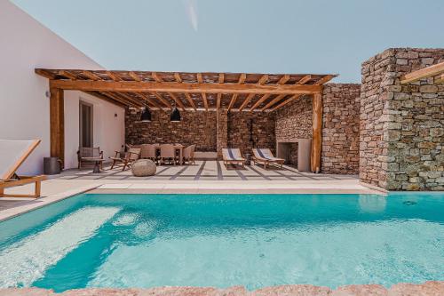 Villas in Ornos 