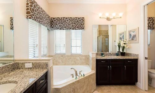 Beautiful Villa with first class amenities on Reunion Resort and Spa Orlando Villa 4575 - image 12