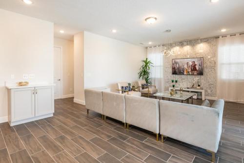Exclusive 5 Star Villa with Private Pool on Encore Resort Orlando Villa 5440 - image 3