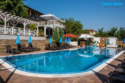 池弗利卡家庭酒店