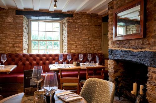 The Horse And Groom Inn - image 8