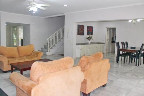 Fasiliteter, Kemang Utara Creative Villas in Jakarta