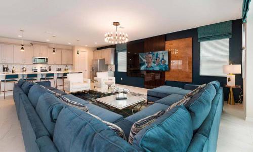 Exclusive Villa with Large Private Pool on Solara Resort Orlando Villa 4716 - image 2
