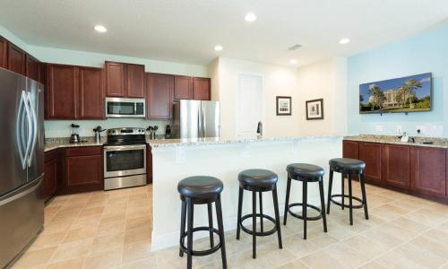 Luxury Contemporary Style Villa on Encore Resort at Reunion Orlando Villa 4359 - image 2