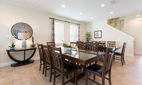 Luxury Contemporary Style Villa on Encore Resort at Reunion Orlando Villa 4359 - image 5