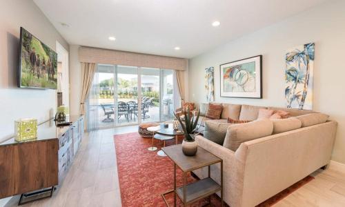 Luxury Contemporary Style Villa on Encore Resort at Reunion Orlando Villa 4397 - image 3