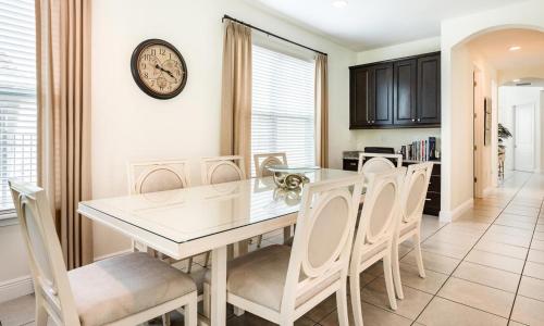 Luxury Contemporary Style Villa on Encore Resort at Reunion Orlando Villa 4429 - image 11