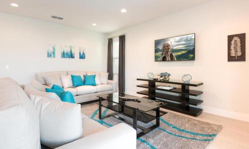 Luxury Private Villa with Large Pool on Encore Resort at Reunion Orlando Villa 4380 - image 3