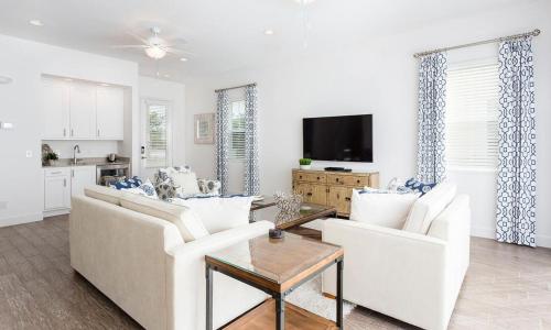 Luxury Private Villa with Large Pool on Reunion Resort and Spa Orlando Villa 4628 - main image
