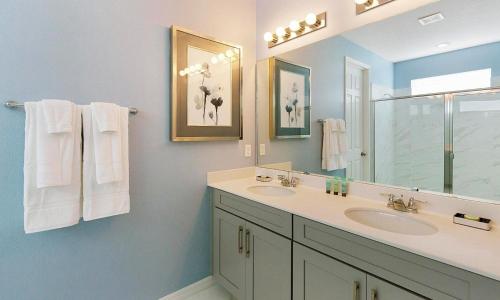Luxury Private Villa with Large Pool on Solara Resort Orlando Villa 4711 - image 10