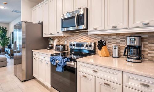 Luxury Private Villa with Pool on Encore Resort Orlando Villa 5446 - image 9