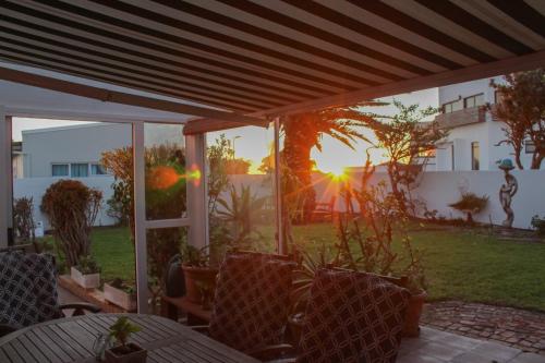 A szálláshely kívülről, Swept Away Guesthouse in Yzerfontein