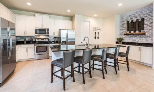 Luxury Villa on Encore Resort at Reunion with a Private Pool Orlando Villa 4707 - image 4