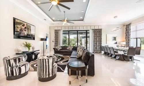 Luxury Villa on Reunion Resort and Spa with a Private Pool Orlando Villa 4614 - image 3