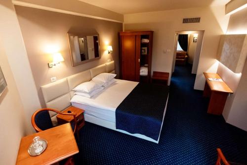 King Suite room in Best Lido Hotel