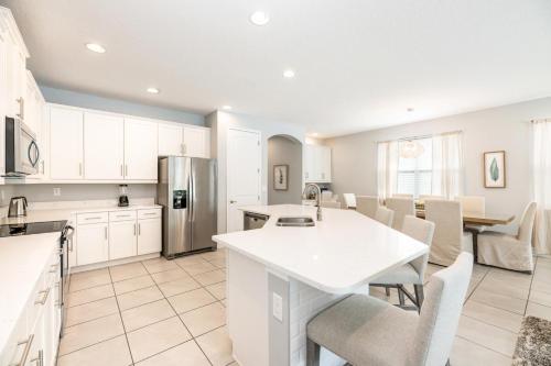Luxury Villa with Private Pool on Encore Resort at Reunion Orlando Villa 4453 - image 6