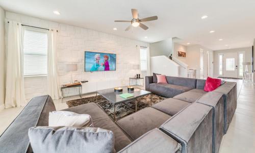 Luxury Villa with Private Pool on Encore Resort at Reunion Orlando Villa 4457 - image 2