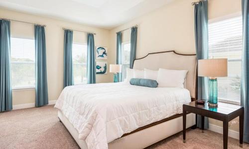 Luxury Villa with Private Pool on Reunion Resort and Spa Orlando Villa 4623 - image 10