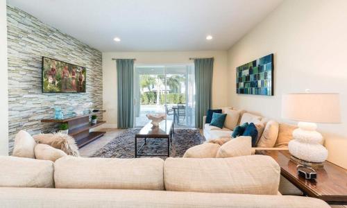 Perfect 6 Bedroom Villa on Encore Resort at Reunion Orlando Villa 4364 - image 2