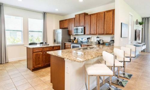 Perfect 6 Bedroom Villa on Encore Resort at Reunion Orlando Villa 4411 - image 3