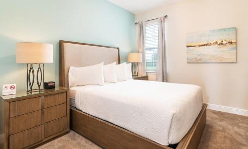 Rent the Perfect 5 Bedroom Villa on Encore Resort Orlando Villa 5452 - image 8