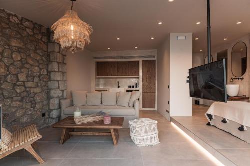Bungalows at Almiros Beach 5