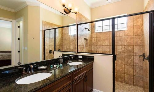 Rent the Perfect 5 Bedroom Villa on Reunion Resort and Spa Orlando Villa 4576 - image 9