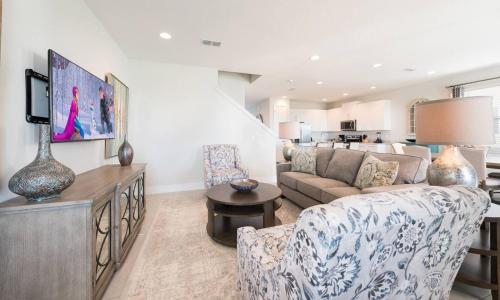 Rent this Luxury 5 Star Villa on Encore Resort Orlando Villa 5456 - image 2