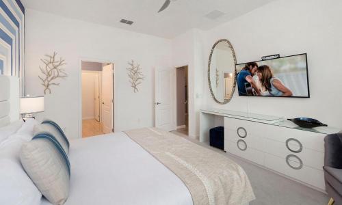 Rent this Luxury 5 Star Villa on Solterra Resort Orlando Villa 4543 - image 8