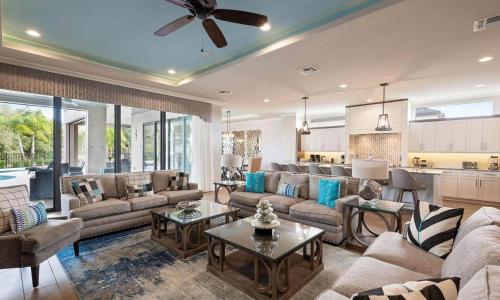 Rent Your Own Orlando Villa with Large Private Pool on Reunion Resort and Spa Orlando Mansion 4629 - image 2