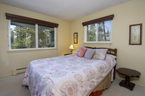 Hi Country Haus - 10-13 condo - main image
