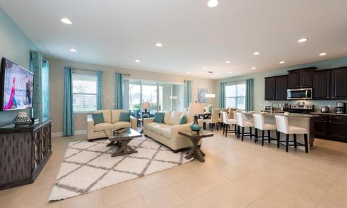 The Perfect Villa with a beautiful Private Pool Orlando Villa 4438 - image 2
