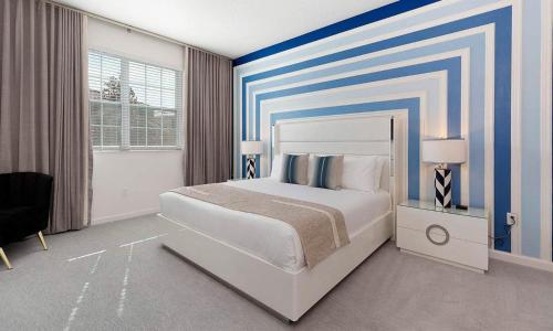 Rent Your Own Orlando Villa with Large Private Pool on Solterra Resort Orlando Villa 4730 - image 7