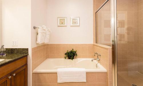 Ultimate 3 Bedroom Condo on Reunion Resort and Spa Orlando Condo 4593 - image 7