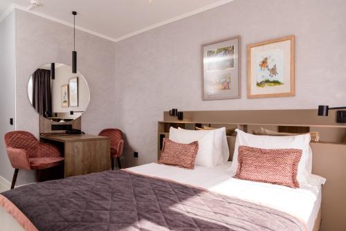 Ugor Hotel - image 13