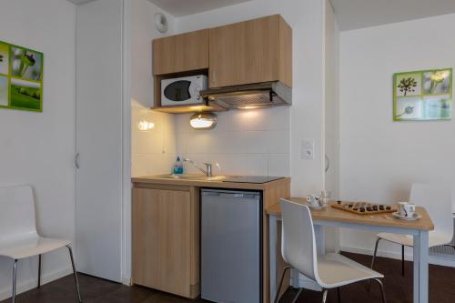 Konyha, Kosy Appart'hotels Troyes City & Park in Troyes Városközpont