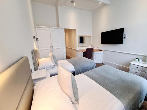 拉什莫爾酒店 (Rushmore Hotel) in 伯爵府