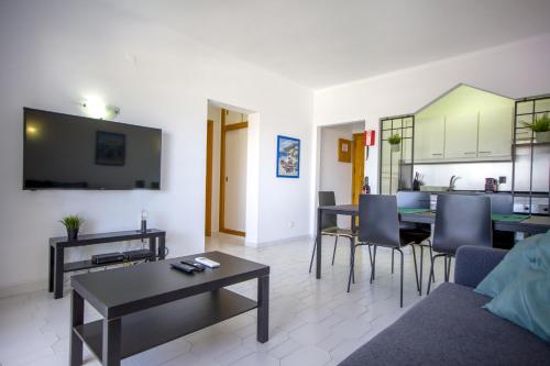 Sea View Apartment - 3 Swimming Pool & Fitness 5