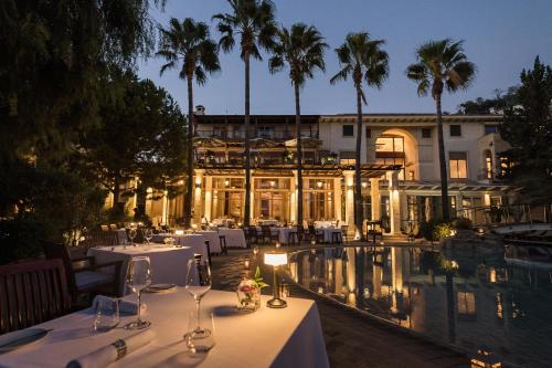 Ngoại cảnh khách sạn, Columbia Beach Resort in Pissouri