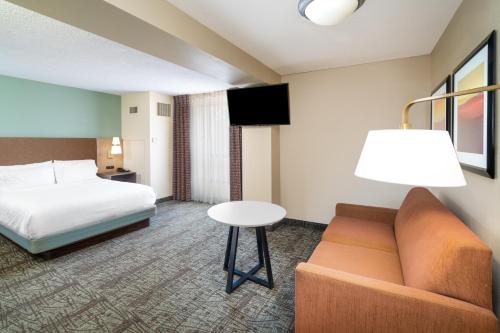 Staybridge Suites Memphis-Poplar Ave East, an IHG Hotel