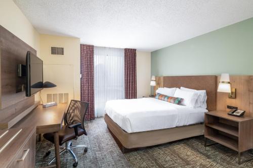 Staybridge Suites Memphis-Poplar Ave East, an IHG Hotel