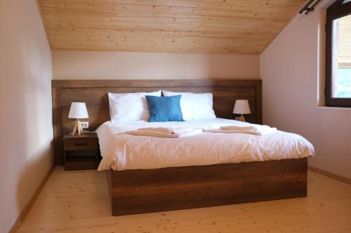 1 double bed
