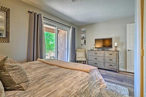 Modern St George Getaway with Shared Pool and Hot Tub! - image 13