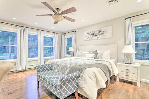 Upscale Sir Lionels Den Half Mile to Lake! - image 12