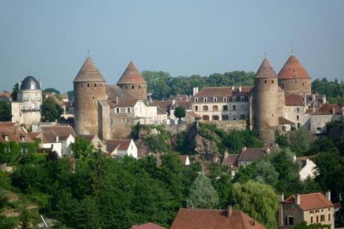 Studio sur les remparts Semur-en-Auxois BOURGOGNE