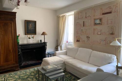 Studio sur les remparts Semur-en-Auxois BOURGOGNE in Semur-en-Auxois