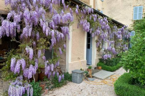 Studio sur les remparts Semur-en-Auxois BOURGOGNE