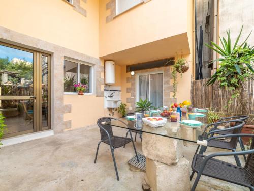  Holiday Home Hola rural by Interhome in 07144 Costitx