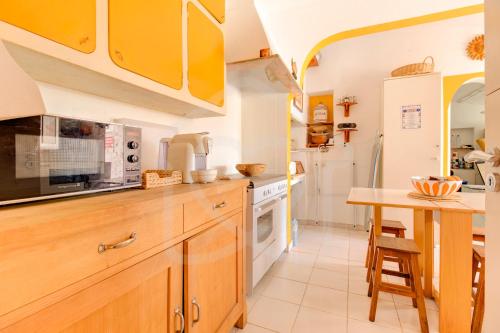 Villas2go2 Praia da Marinha - image 3