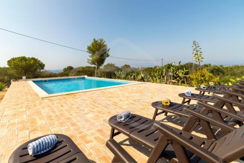 Villas2go2 Praia da Marinha - image 5